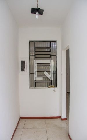 Casa de condomínio para alugar com 100m², 2 quartos e sem vagaSala
