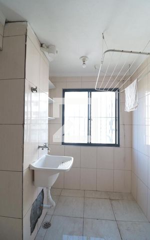 Apartamento à venda com 60m², 2 quartos e 1 vagaÁrea de Serviço