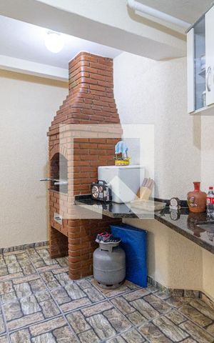 Casa à venda com 140m², 2 quartos e 2 vagasQuintal