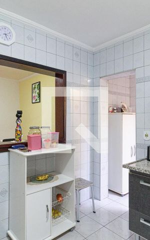 Casa à venda com 140m², 2 quartos e 2 vagasCozinha
