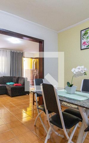 Casa à venda com 140m², 2 quartos e 2 vagasSala de jantar