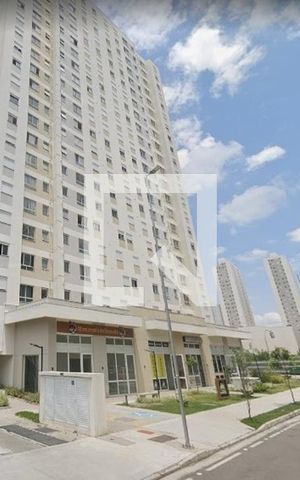 Apartamento para alugar com 47m², 2 quartos e 1 vaga Apartamento para alugar com 47m², 2 quartos e 1 vagaFachada