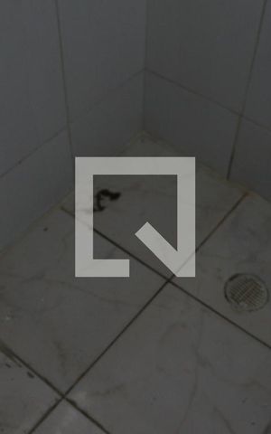 Casa para alugar com 73m², 2 quartos e sem vagaBanheiro