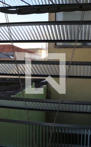 Casa para alugar com 73m², 2 quartos e sem vagaÁrea de Serviço