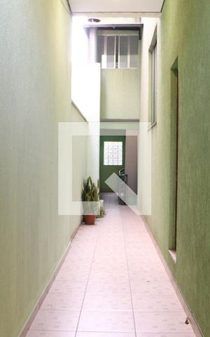 Casa para alugar com 73m², 2 quartos e sem vagaÁrea comum