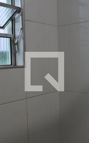 Casa para alugar com 73m², 2 quartos e sem vagaBanheiro