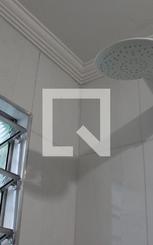 Casa para alugar com 73m², 2 quartos e sem vagaBanheiro