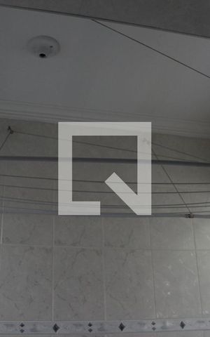 Casa para alugar com 73m², 2 quartos e sem vagaÁrea de Serviço