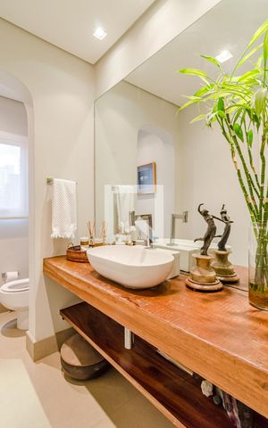 Apartamento à venda com 204m², 3 quartos e 1 vagaLavabo