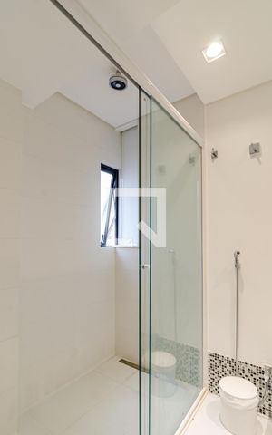 Apartamento à venda com 204m², 3 quartos e 1 vagaBanheiro da suíte 2