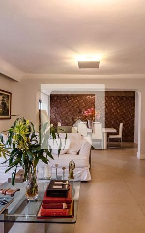 Apartamento à venda com 204m², 3 quartos e 1 vagaSala