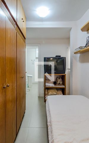 Apartamento à venda com 204m², 3 quartos e 1 vagaQuarto de serviço
