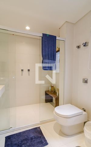 Apartamento à venda com 204m², 3 quartos e 1 vagaBanheiro da suíte 1