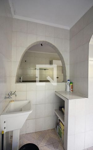 Casa à venda com 193m², 3 quartos e 1 vagaÁrea de Serviço