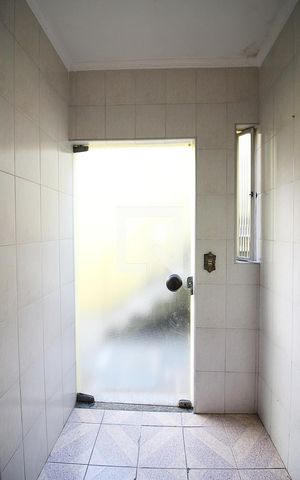 Casa à venda com 193m², 3 quartos e 1 vagaÁrea de Serviço