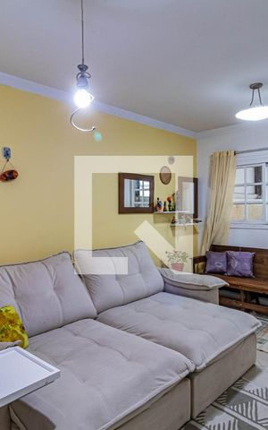 Casa à venda com 71m², 2 quartos e 1 vaga Casa à venda com 71m², 2 quartos e 1 vagaSala