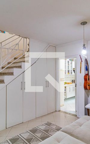 Casa à venda com 71m², 2 quartos e 1 vaga Casa à venda com 71m², 2 quartos e 1 vagaSala