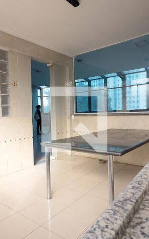 Apartamento à venda com 200m², 2 quartos e sem vagaCozinha