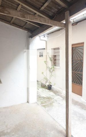 Casa para alugar com 50m², 1 quarto e sem vagaÁrea de Serviço