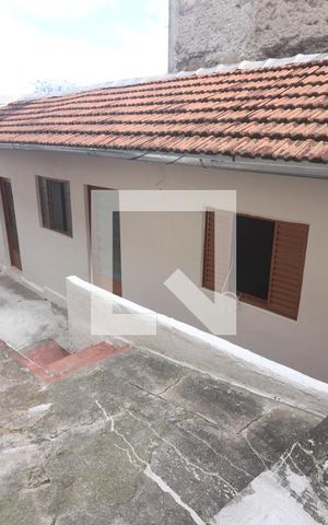 Casa para alugar com 50m², 1 quarto e sem vagaQuintal 