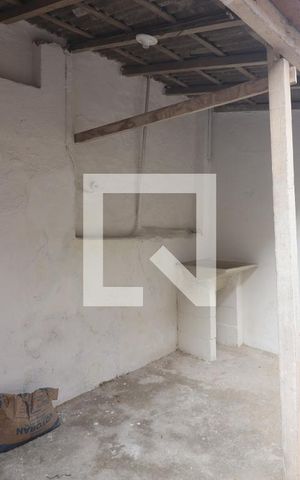 Casa para alugar com 50m², 1 quarto e sem vagaÁrea de Serviço