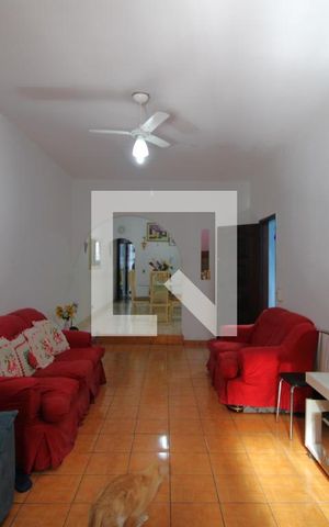 Casa à venda com 200m², 3 quartos e 2 vagasSala 1