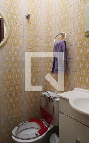 Casa à venda com 200m², 3 quartos e 2 vagasLavabo