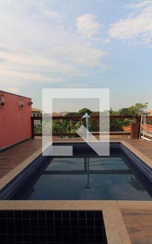 Casa à venda com 500m², 6 quartos e 4 vagasPiscina