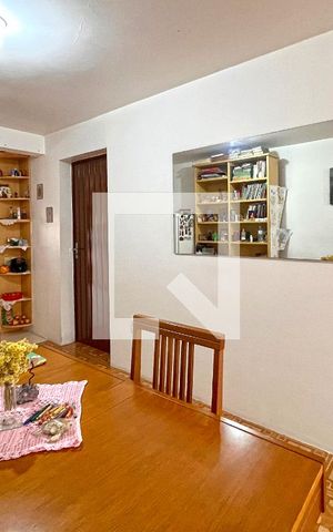 Casa à venda com 330m², 3 quartos e 2 vagasSala Dois Ambientes