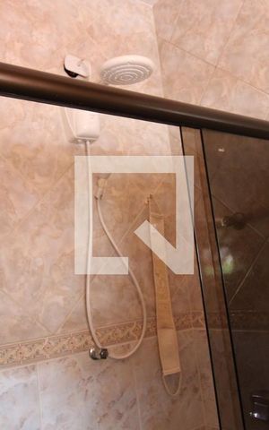 Casa à venda com 332m², 4 quartos e 2 vagasBanheiro da Suíte 3