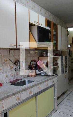 Casa à venda com 332m², 4 quartos e 2 vagasCozinha