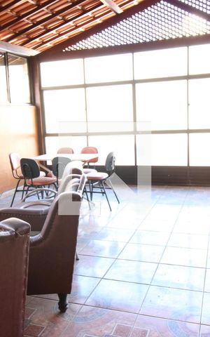 Casa à venda com 332m², 4 quartos e 2 vagasVaranda