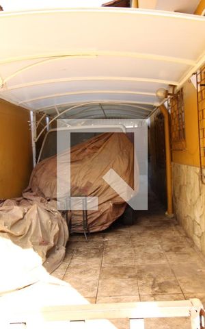 Casa à venda com 332m², 4 quartos e 2 vagasCorredor