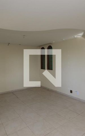 Casa à venda com 577m², 4 quartos e 4 vagasSala