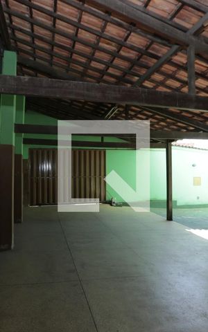 Casa à venda com 577m², 4 quartos e 4 vagasGaragem