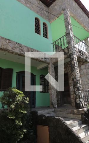 Casa à venda com 577m², 4 quartos e 4 vagasFachada