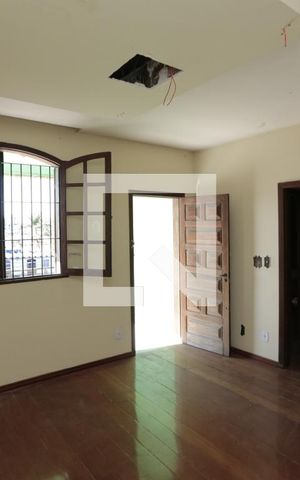 Casa à venda com 577m², 4 quartos e 4 vagasSuíte 1