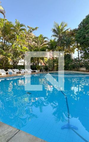Apartamento para alugar com 190m², 3 quartos e 1 vaga Apartamento para alugar com 190m², 3 quartos e 1 vagaÁrea comum - Piscina