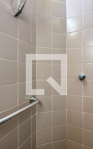Apartamento para alugar com 190m², 3 quartos e 1 vaga Apartamento para alugar com 190m², 3 quartos e 1 vagaBanheiro 2