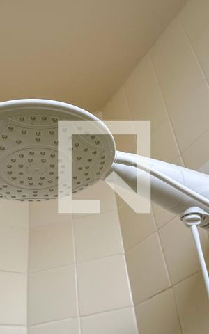 Apartamento para alugar com 190m², 3 quartos e 1 vaga Apartamento para alugar com 190m², 3 quartos e 1 vagaBanheiro 1
