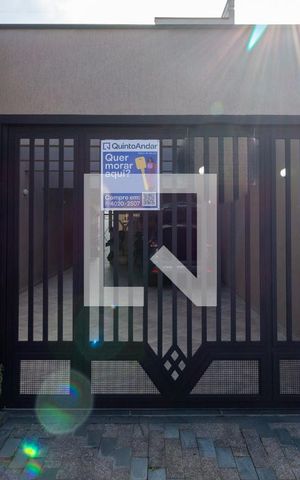 Casa à venda com 170m², 3 quartos e 4 vagas Casa à venda com 170m², 3 quartos e 4 vagasPlaquinha instalada