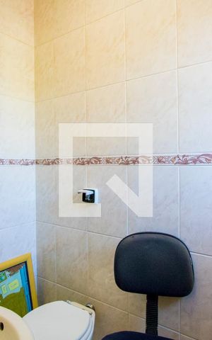 Casa à venda com 288m², 3 quartos e 5 vagas Casa à venda com 288m², 3 quartos e 5 vagasBanheiro do quarto 2
