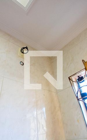 Casa à venda com 288m², 3 quartos e 5 vagas Casa à venda com 288m², 3 quartos e 5 vagasBanheiro do quarto 2