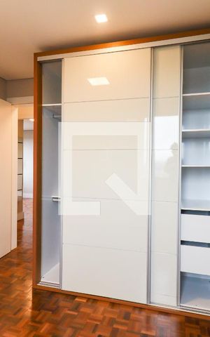 Apartamento para alugar com 119m², 3 quartos e 1 vaga Apartamento para alugar com 119m², 3 quartos e 1 vagaQuarto 1