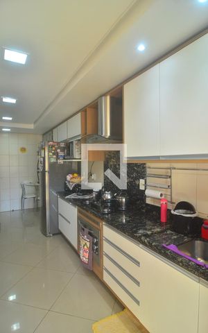 Apartamento à venda com 128m², 3 quartos e 2 vagasCozinha