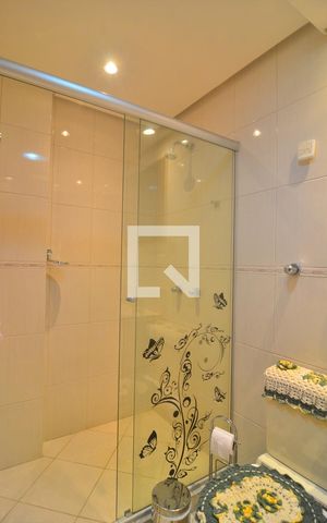 Apartamento à venda com 128m², 3 quartos e 2 vagasBanheiro