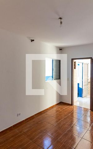 Casa para alugar com 40m², 1 quarto e sem vaga Casa para alugar com 40m², 1 quarto e sem vagaQuarto