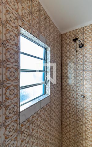 Casa para alugar com 40m², 1 quarto e sem vaga