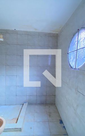 Casa para alugar com 78m², 2 quartos e sem vaga Casa para alugar com 78m², 2 quartos e sem vagaBanheiro do Quarto 1