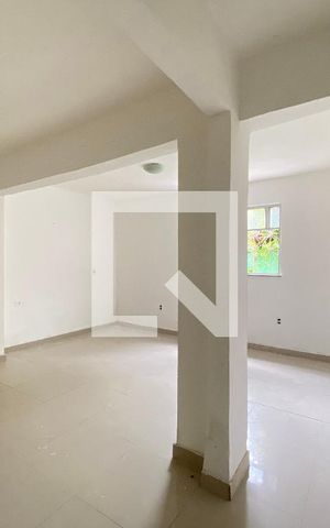 Casa para alugar com 78m², 2 quartos e sem vaga Casa para alugar com 78m², 2 quartos e sem vagaSala